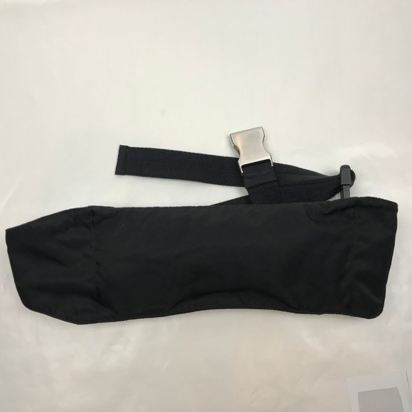 SOLD - Prada Black Waist Pouch Bag Nylon Single Zipper Pocket Fanny Pack - Picture 2 of 9
